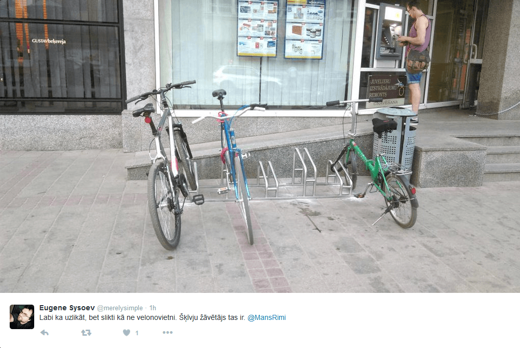 Malējos velosipēdus iespējams nozagt 10 sekunžu laikā. Vidējā velosipēda īpašnieks gan bijis zinošāks un pacenties velosipēdu pārcelt pāri novietnei un pie novietnes piestiprināt rāmi. Tā gan nav paredzēts darīt un ne visi to var izdarīt fizisku iemeslu dēļ.