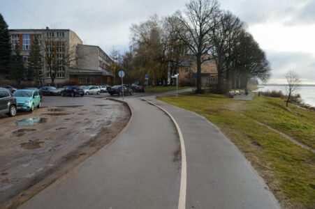 Bedres turpinās arī tālāk.