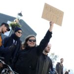 Foto: Ieva Leiniša, LETA, Jauns.lv
http://jauns.lv/foto/zinas/33622-piketa-pie-rigas-domes-pieprasa-veloinfrastrukturas-uzlabosanu