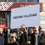 Foto: Ieva Leiniša, LETA, Jauns.lv
http://jauns.lv/foto/zinas/33622-piketa-pie-rigas-domes-pieprasa-veloinfrastrukturas-uzlabosanu